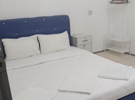 Mulu D Cave Homestay Room 2, hotel i Mulu