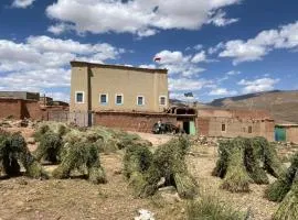 ait Tafkirte Ait Merghad Msemrir tinghir kasbah les amis