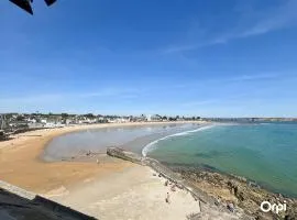 RÉF 234 - LARMOR-PLAGE SPACIEUX Type 2 SOUS LES TOITS VUE MER