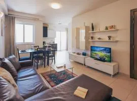 Modern 2BR in Sliema Walk to Seafront with Balcony