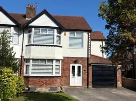 Hillside Getaway close to Royal Birkdale
