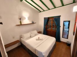 Roomii Hostel, hotel em Villa de Leyva