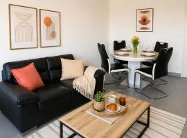 Appartement lumineux avec balcon & espace bureau
