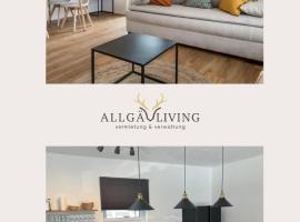 Allgäu Ferienhaus 5 Apartments mit Sauna,Balkon, Garten und Privatparkplatz, готель у місті Блайхах