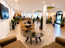Hotel Vela, отель в городе Наго-Торболе