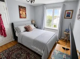 Mountain View Double Room Ideal for Mourne Hikes Cycling & Event Weekends