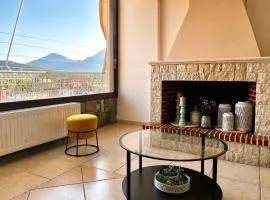 Lemon & Light Bright Apartment with View and Fireplace