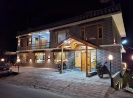 VESPERWOODSMANALi, hotel a Haripūr
