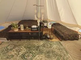 Bell-tent Rosa met uitzicht