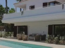 Mediteranean Villa White few steps to the beach Roche