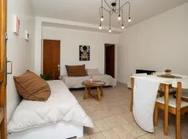DEPARTAMENTO para 4 personas Parking Gratis Patio cercano a CABA ideal familias Trabajo Recitales Fiestas Salud y Capacitaciones