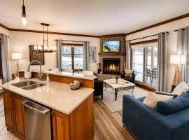 TRUE ski inout - large heated pool in summer!