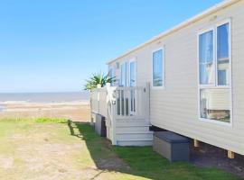 9 Sea View Kessingland Beach Parkdean Resorts MIN 3 NIGHT STAY, hotel a Kessingland