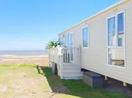 9 Sea View Kessingland Beach Parkdean Resorts MIN 3 NIGHT STAY