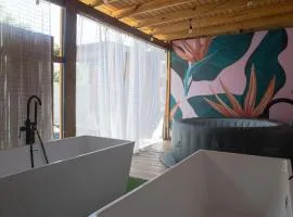 La Palma Suite 1 with outdoor tubs and jacuzzi