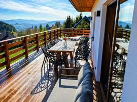 Na szlaku Baraniej Góry, hotel u gradu Istebna