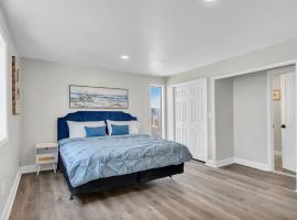 Steps to Boardwalk w Pool, Free Parking Jersey Shore Stay، فندق في سيسايد هايتس