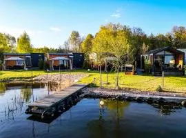 3 WIDOKI Kiekrz -domki Tiny House z prywatną plażą i pomostem nad jeziorem Kierskim