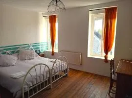 Belle chambre spacieuse pour 1 ou 2 personnes chez l'habitant