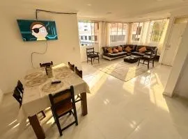 Apartamento vista hermosa a montañas y ciudad