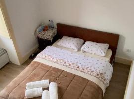 Relaxing House, hotel v destinaci Lever
