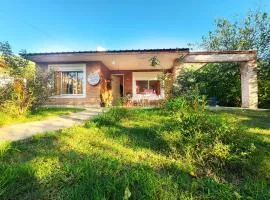 Encantadora Casa a metros del río cerca de Nono