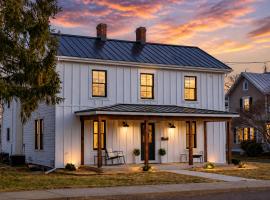 Bridgewater में, होटल Snug & Stylish Cottage Walk to River & Bwater