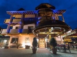 Hotel Arisch, hotelli kohteessa Aprica