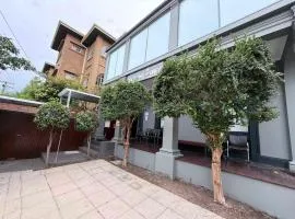Sixty Two On Grey Serviced Apartments