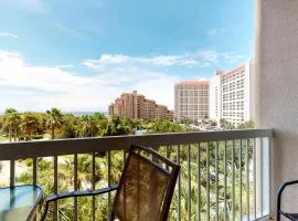 Relaxing Resort Condo with Balcony Pools & Tennis Access