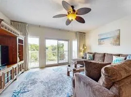 Resort Condo with Pools Hot Tub Sauna and Gym