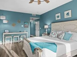 Remodeled Ocean-View Studio with Balcony