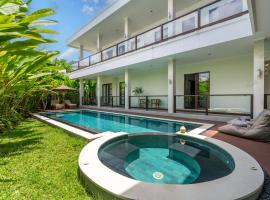 5BR FamilyVilla, Gym, Large Pool, Rice Field View, hotel a Kerobokan