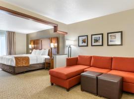 Comfort Suites Grand Rapids North, hotell sihtkohas Comstock Park