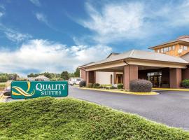 Quality Suites Hickory South, hotel em Hickory