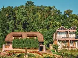 Flora Creek Chiang Mai