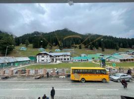 Hotel Sounsar and Restaurant, ξενοδοχείο σε Sonamarg