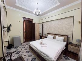 Hotel Gold Begim, Hotel in Fargʻona
