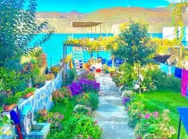 ERDA LAKESIDE Guesthouse