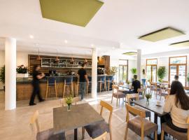 Hotel Vela, hôtel à Nago-Torbole