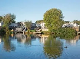 Seven Lakes Country Park