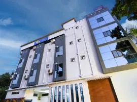 FabHotel Star Light B