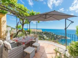 Duplex with ocean view Parking