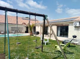 Gite Sud Deux Sevres, hotel a Marigny