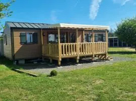 Mobil-home au sein d'une écurie