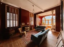 La Petite Foret Rooms in Historic Mansion Bruges