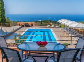 Eltheo Villas, hotell i Ayios Nikitas