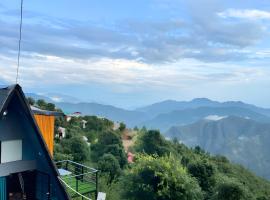 Nirvana -An Offbeat experience Kanatal, хотел в Канатал