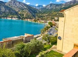 Kotor Bay View Apartment