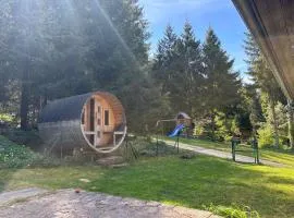 Ferienhaus mit Sauna am Waldrand